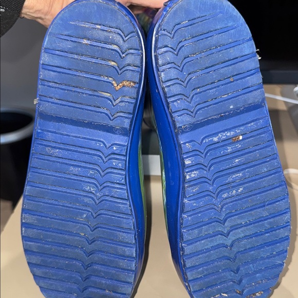 Hunter Kids Green and Blue Patterned Rain Boots - Picture 5 of 7